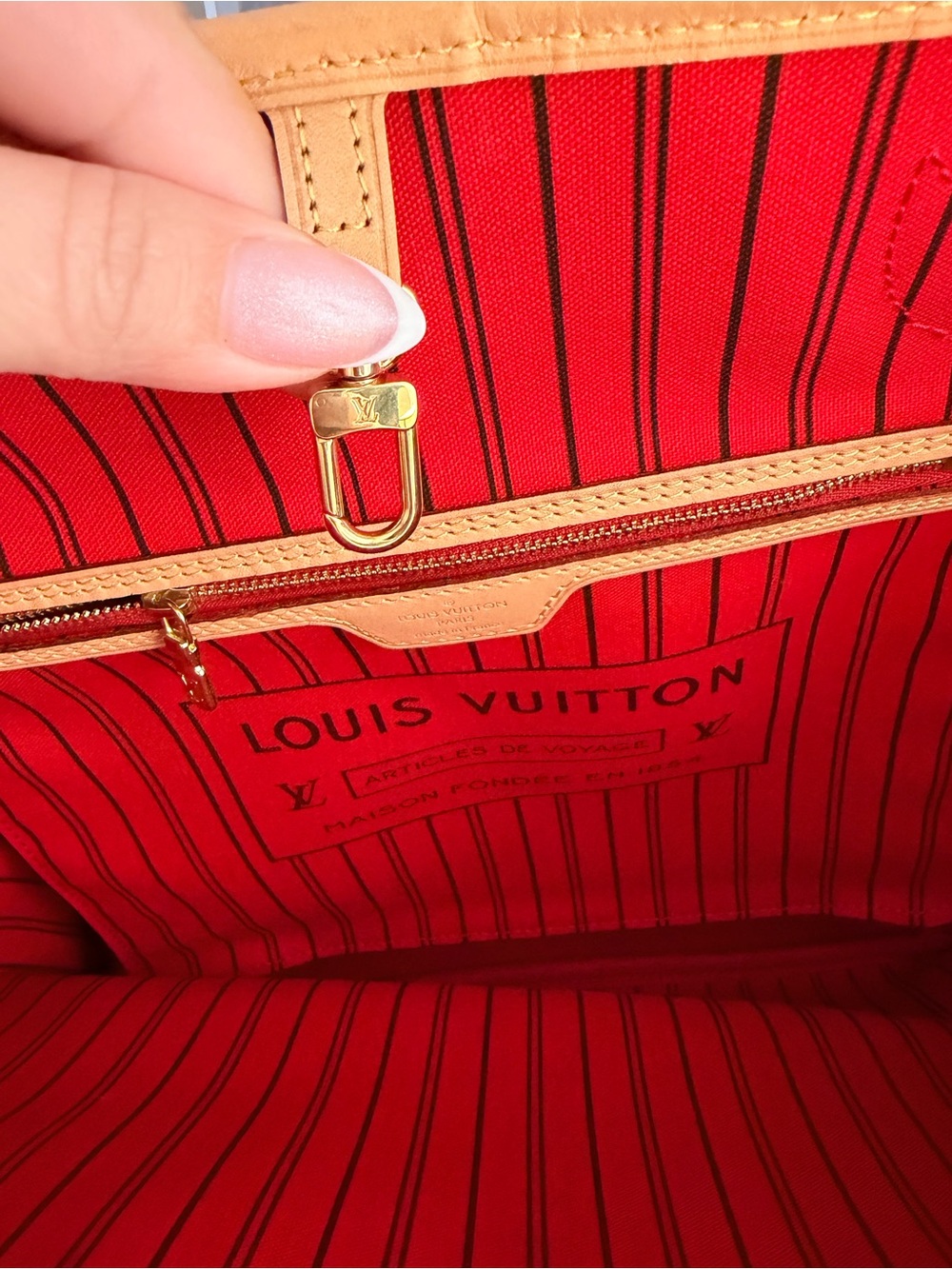 Louis Vuitton Monogram Canvas Neverfull Tote with Natural Vachetta Trim - Picture 3 of 6